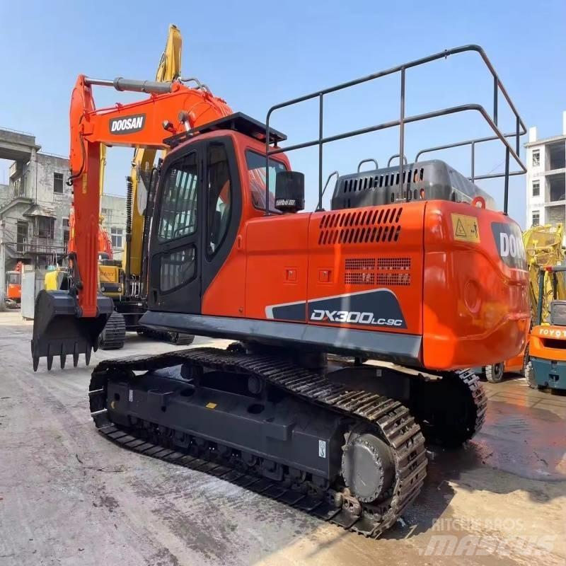 Doosan DX 300 LC-9C Crawler excavators