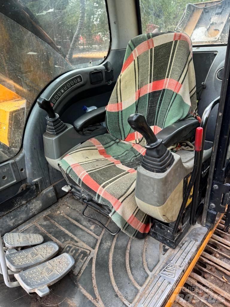 JCB JS 220 LC Crawler excavators