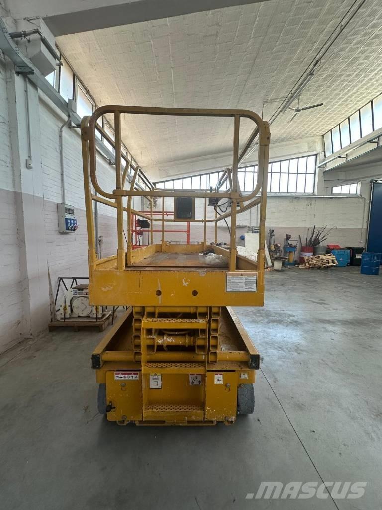 Haulotte Compact 10 Scissor lifts