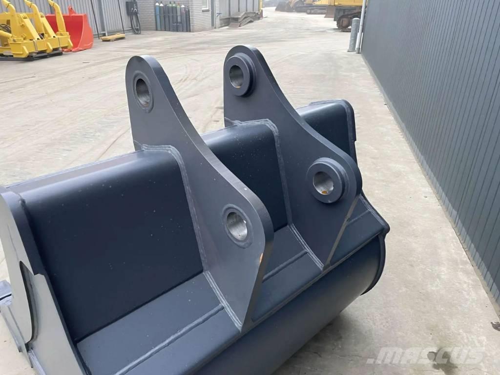 Komatsu PC290 Buckets