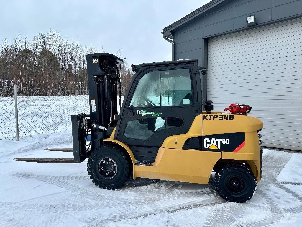 CAT DP 50 NT Diesel trucks