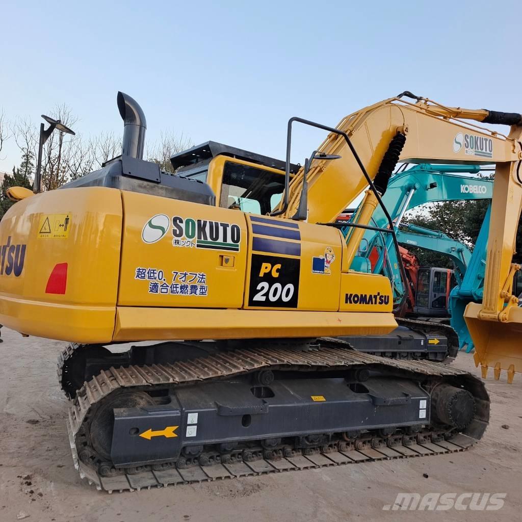 Komatsu PC 200-8 Crawler excavators