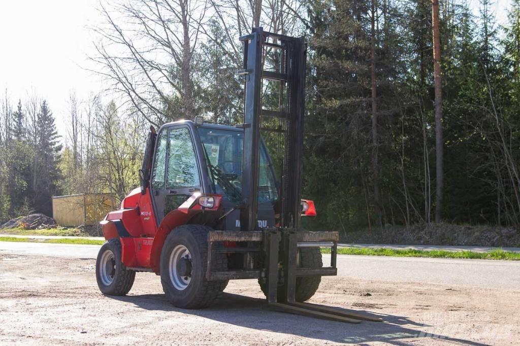 Manitou M 30.4 Rough terrain truck