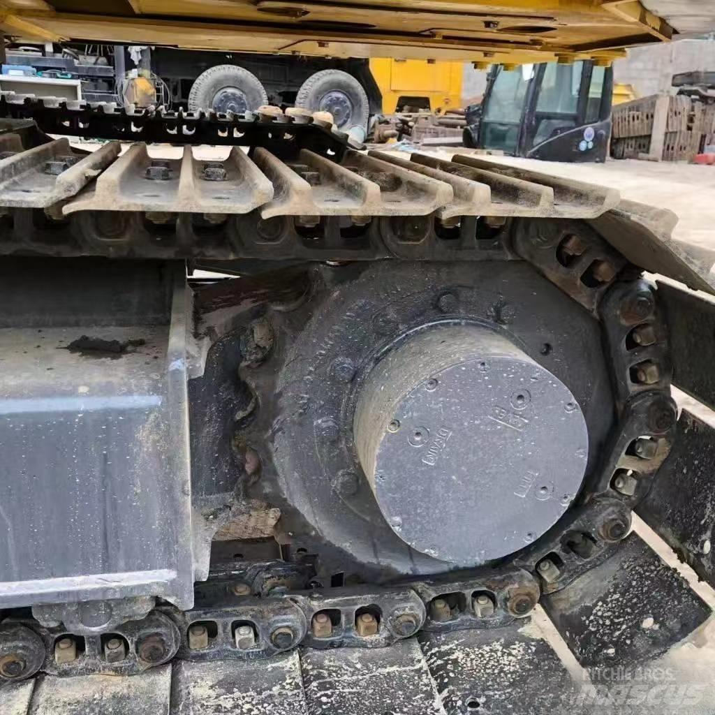Komatsu PC 60 Crawler excavators