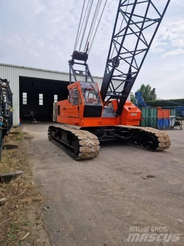 Hitachi KH 180-3 Track mounted cranes