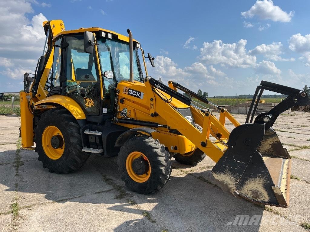 JCB 3 CX Backhoe