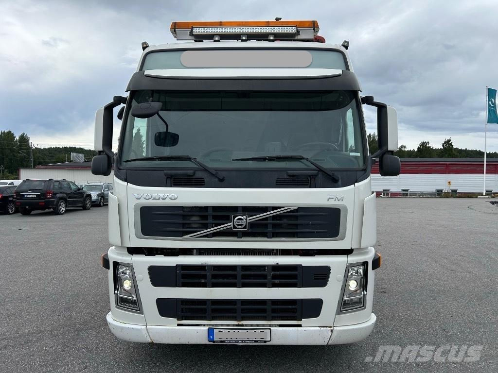 Volvo FM 460 Truck mounted cranes