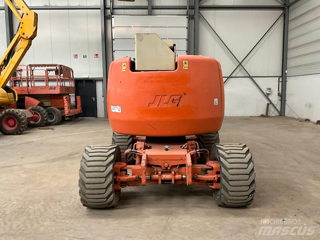JLG 450 AJ Articulated boom lifts