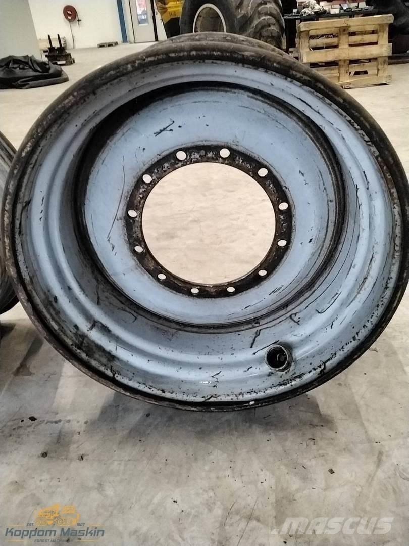 Valmet 901 20x34 Tyres, wheels and rims