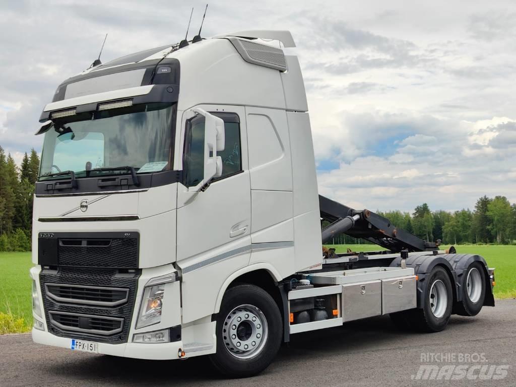 Volvo FH 540 Hook lift trucks