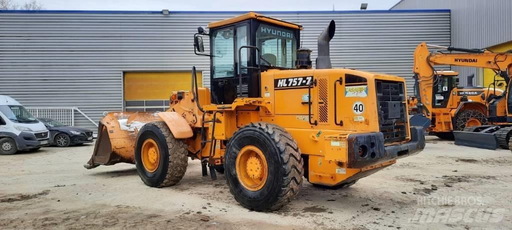 Hyundai HL 757-7 Wheel loaders