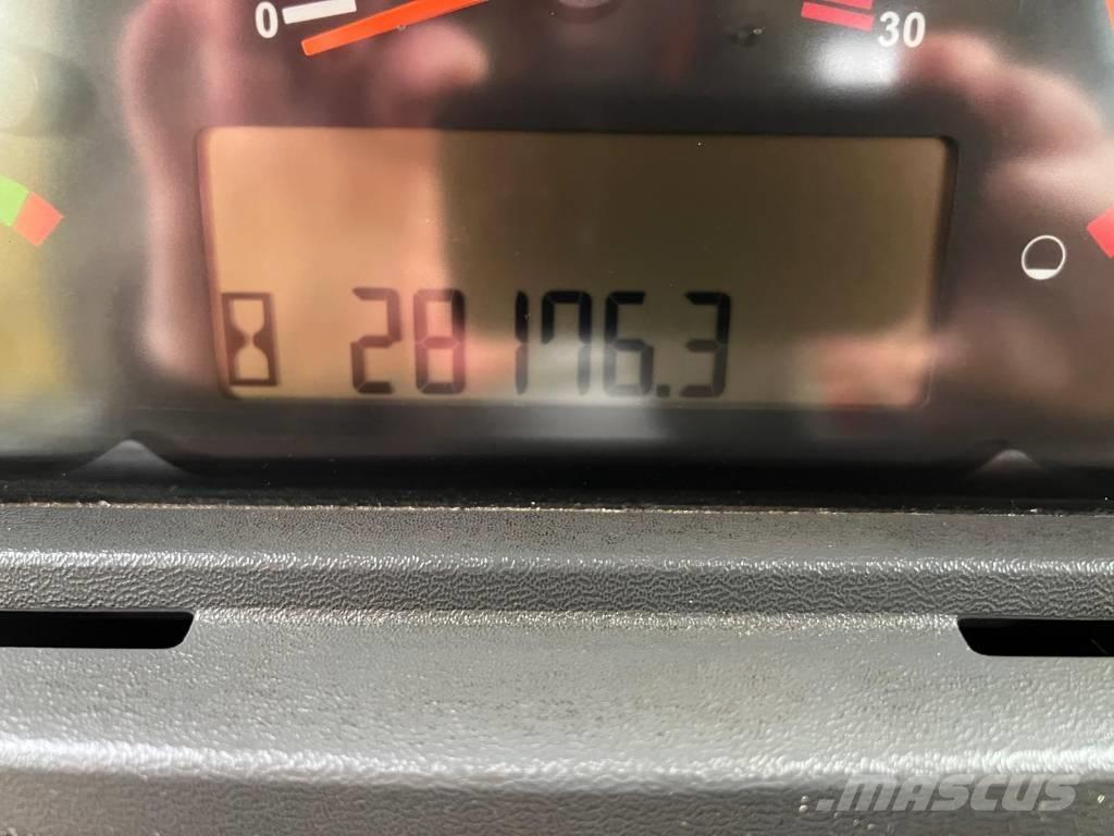 CAT D 9 T Crawler dozers