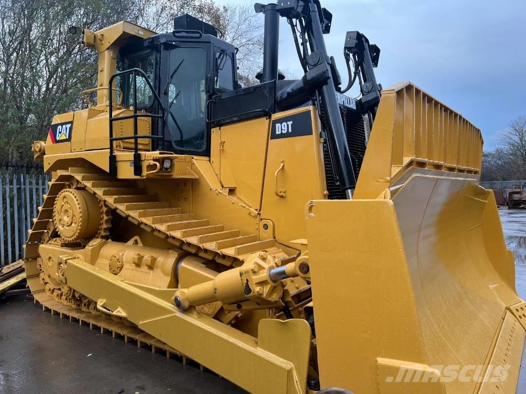 CAT D 9 T Crawler dozers