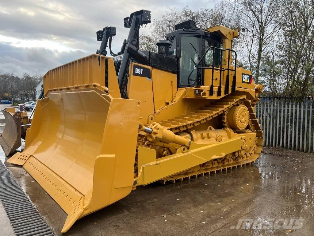 CAT D 9 T Crawler dozers