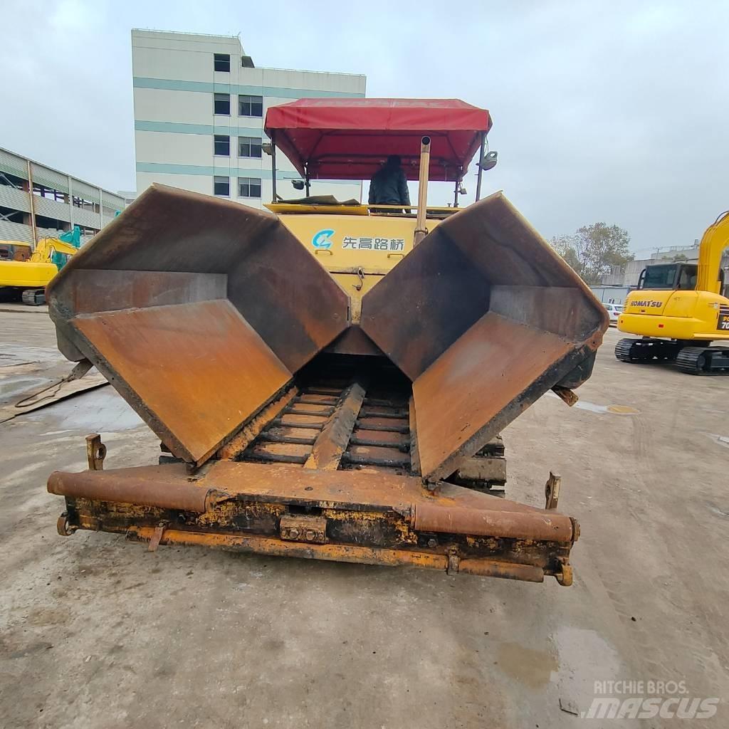 Dynapac F 141 C Asphalt pavers