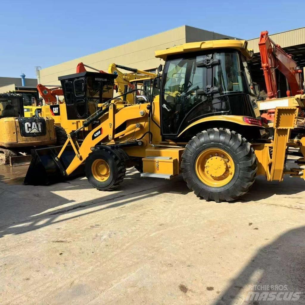 CAT 420 F Backhoe