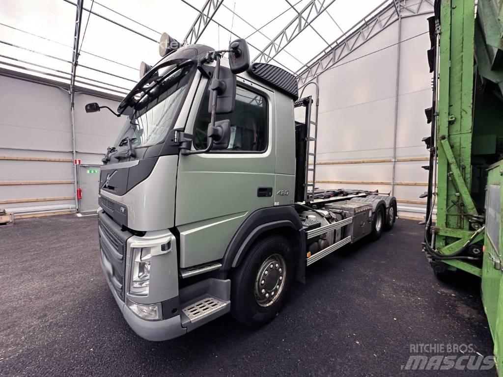 Volvo FM 420 Hook lift trucks