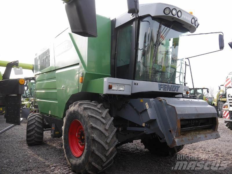 Fendt 8350 Combine harvesters