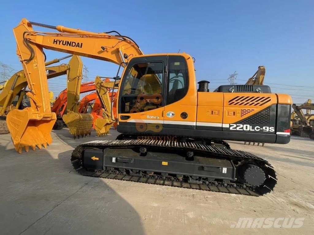 Hyundai 220-9 Crawler excavators