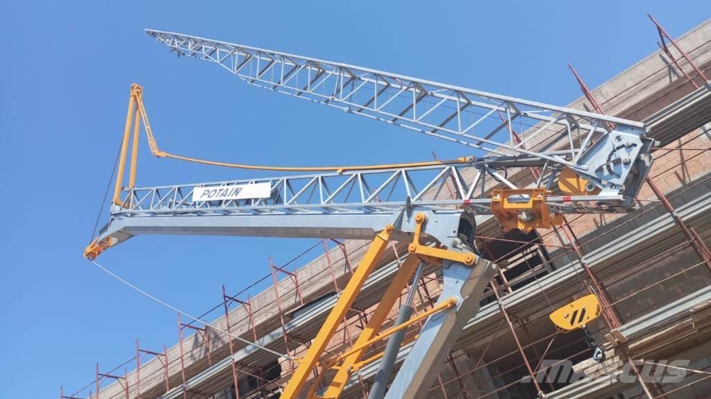 Potain IGO30 Tower cranes