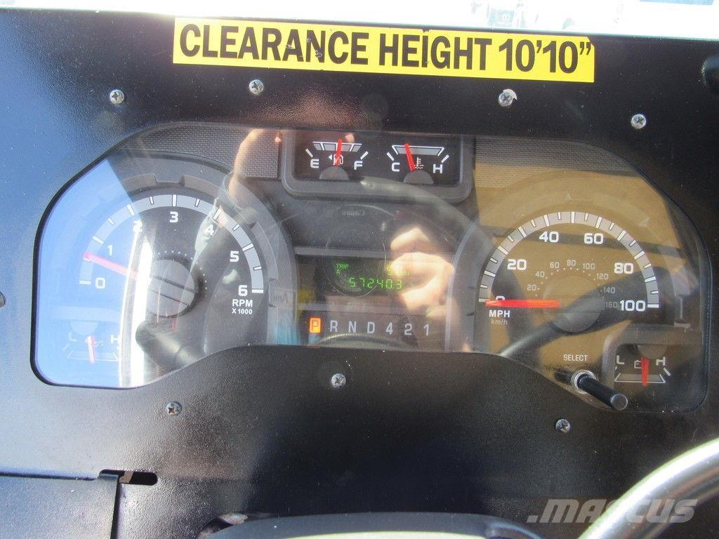 Ford E-450 Box trucks