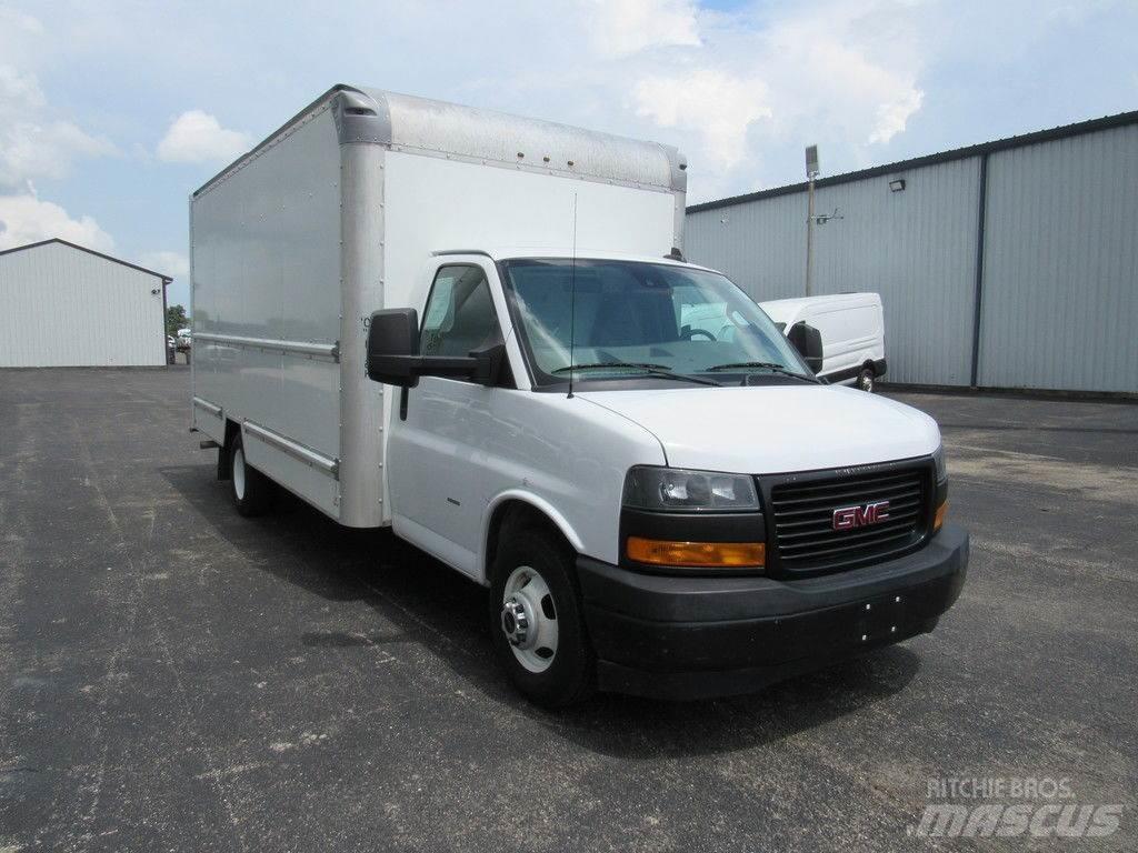 GMC Savana 3500 Box trucks