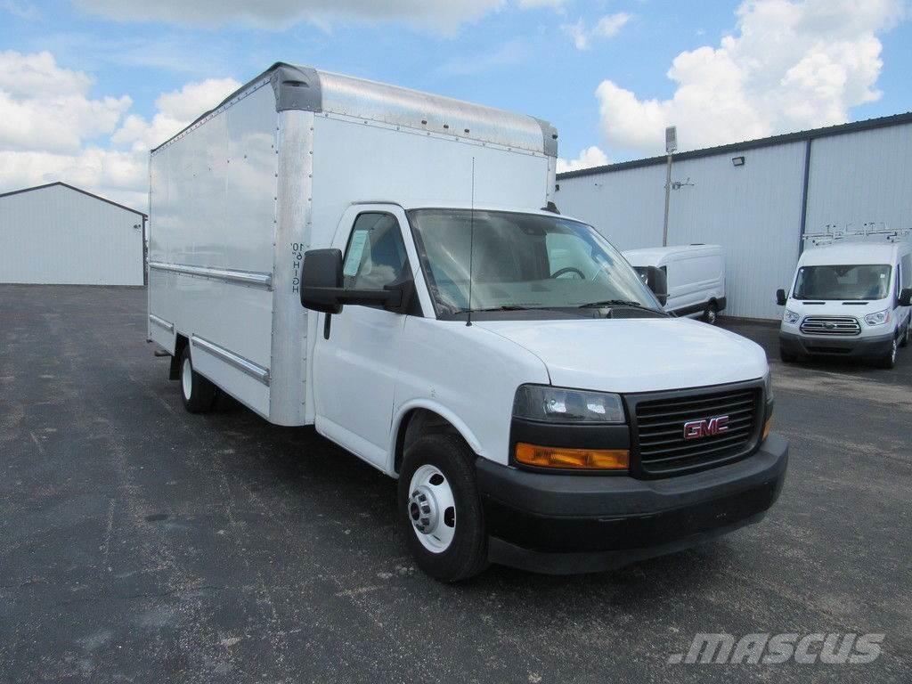 GMC Savana 3500 Box trucks