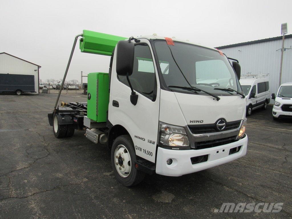 Hino 195 Tipper trucks