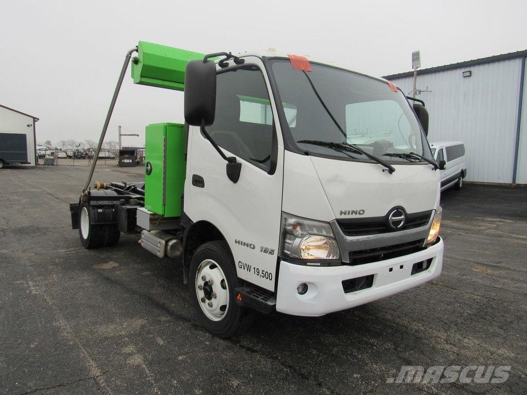 Hino 195 Tipper trucks