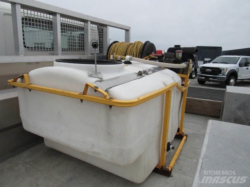 Hino XJC740 Flatbed / Dropside trucks