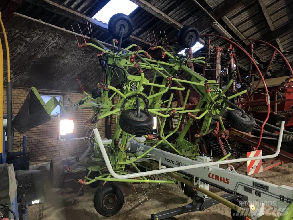 CLAAS VOLTO 1300 T Rakes and tedders
