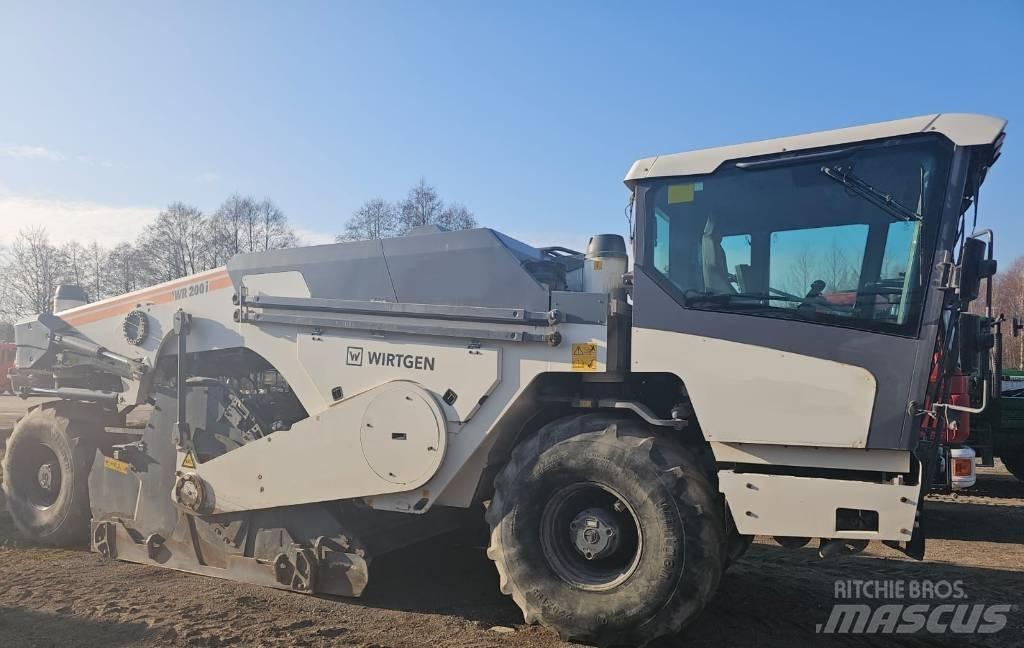 Wirtgen WR 200i Asphalt recycling