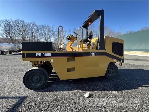 CAT PS-150B Pneumatic tired rollers