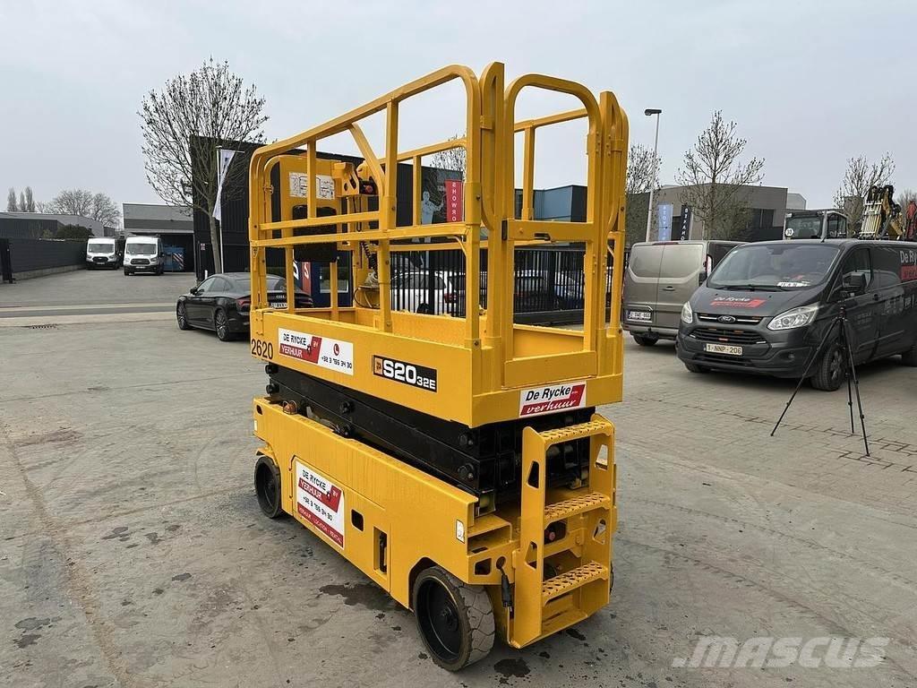 JCB S2032E Other lifts and platforms