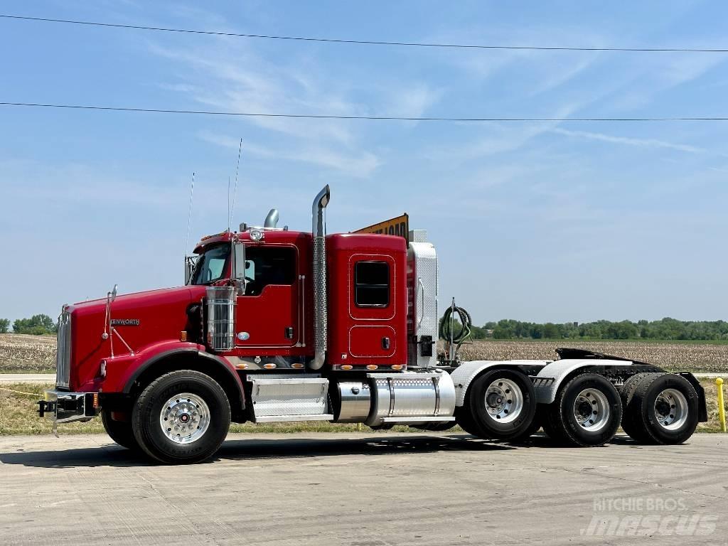 Kenworth T 800 Prime Movers