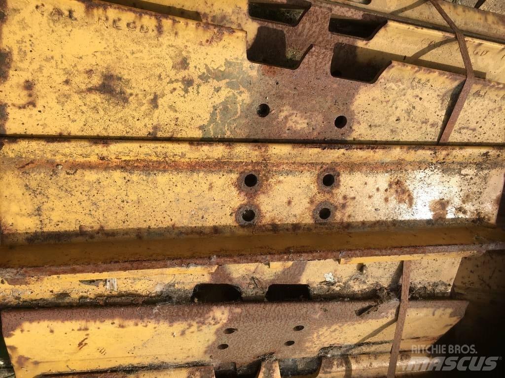 CAT D 6 N LGP Crawler dozers