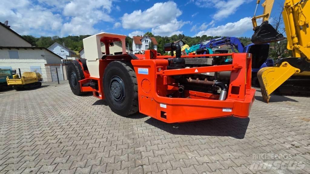 Toro 400 Underground Loaders