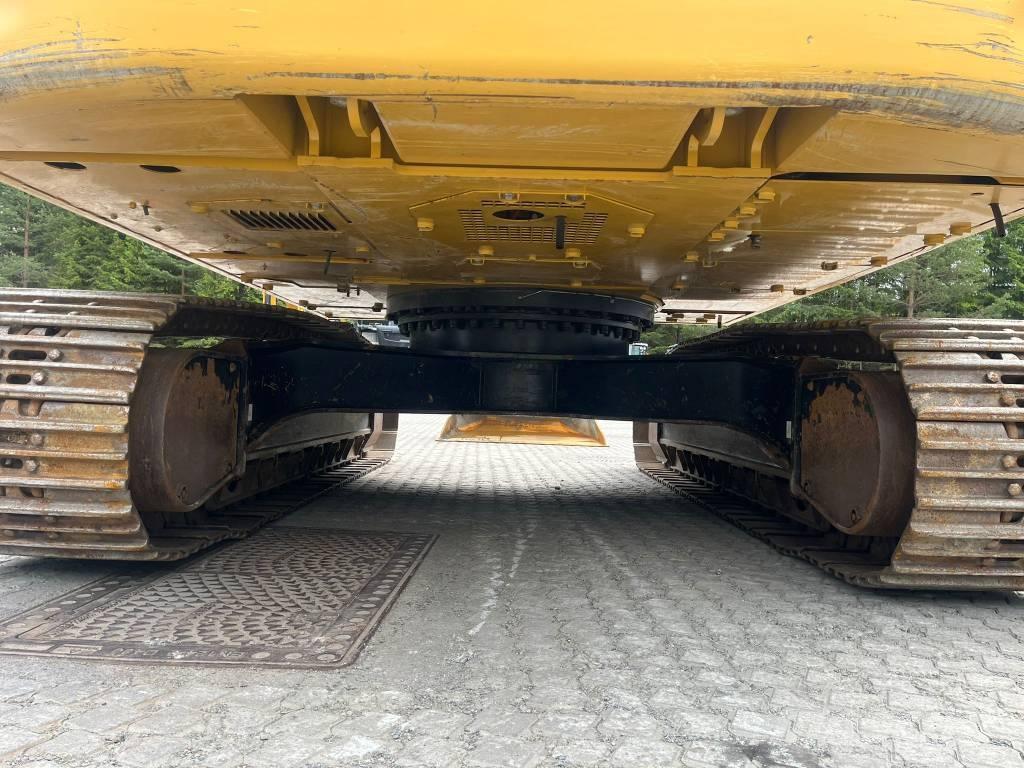 CAT 326 07A Next Gen Crawler excavators