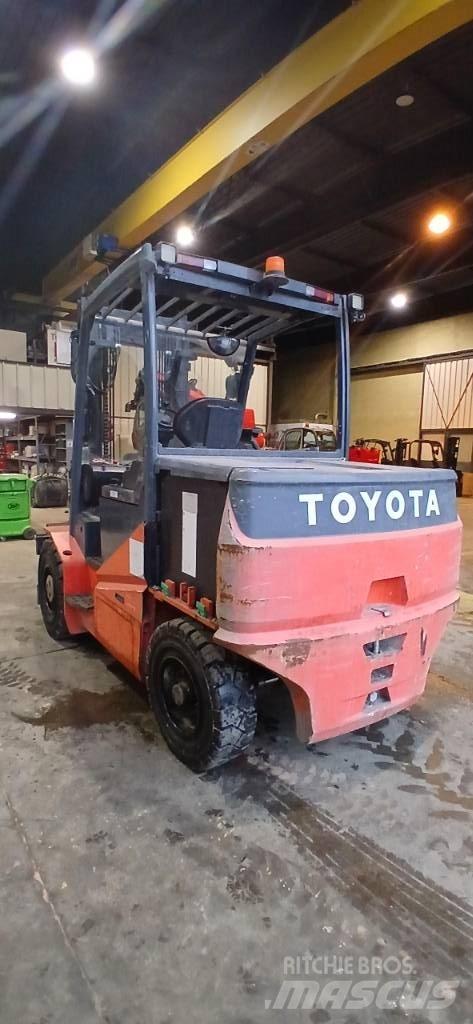 Toyota 8FBMHT60 Electric forklift trucks