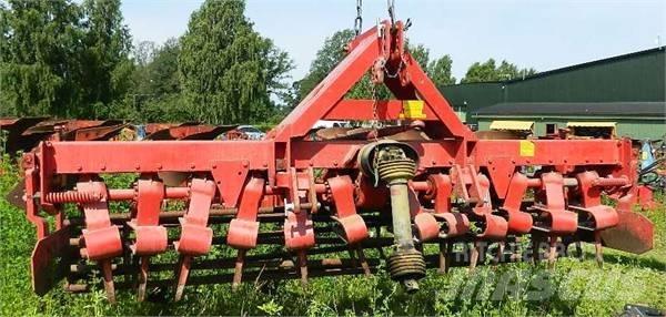 Niemeyer TE303 Cultivators