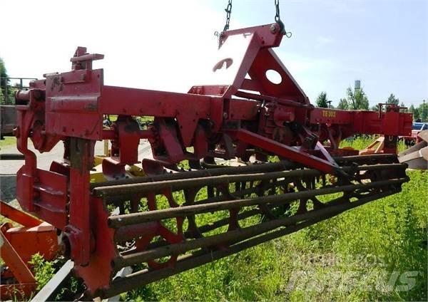 Niemeyer TE303 Cultivators