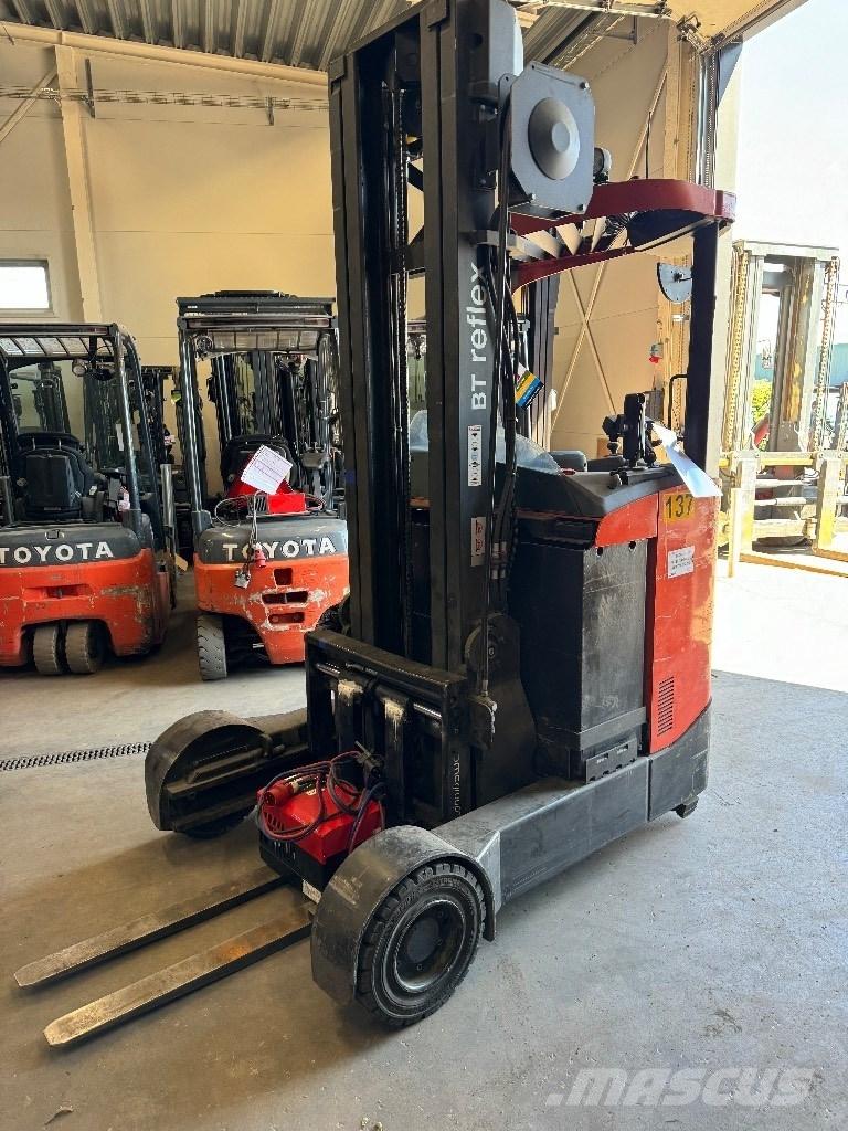 Toyota RRE160R Reach truck