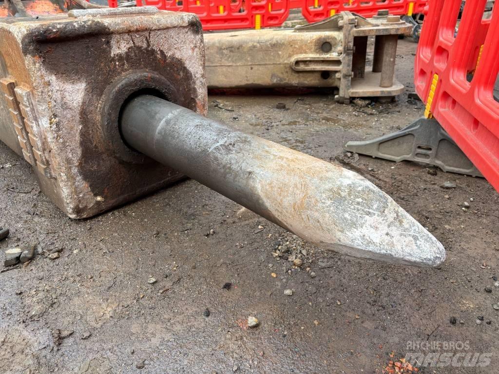 NPK GH 18 Hammers / Breakers