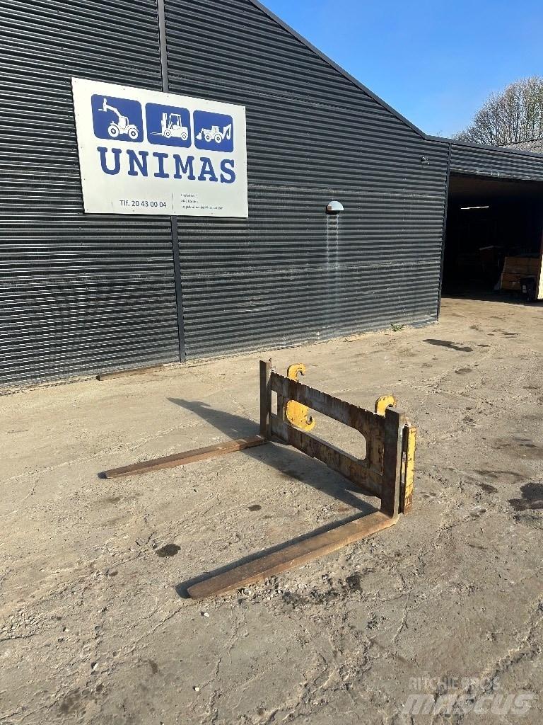 Hydrema Pallegaffler Front Shovel Excavators