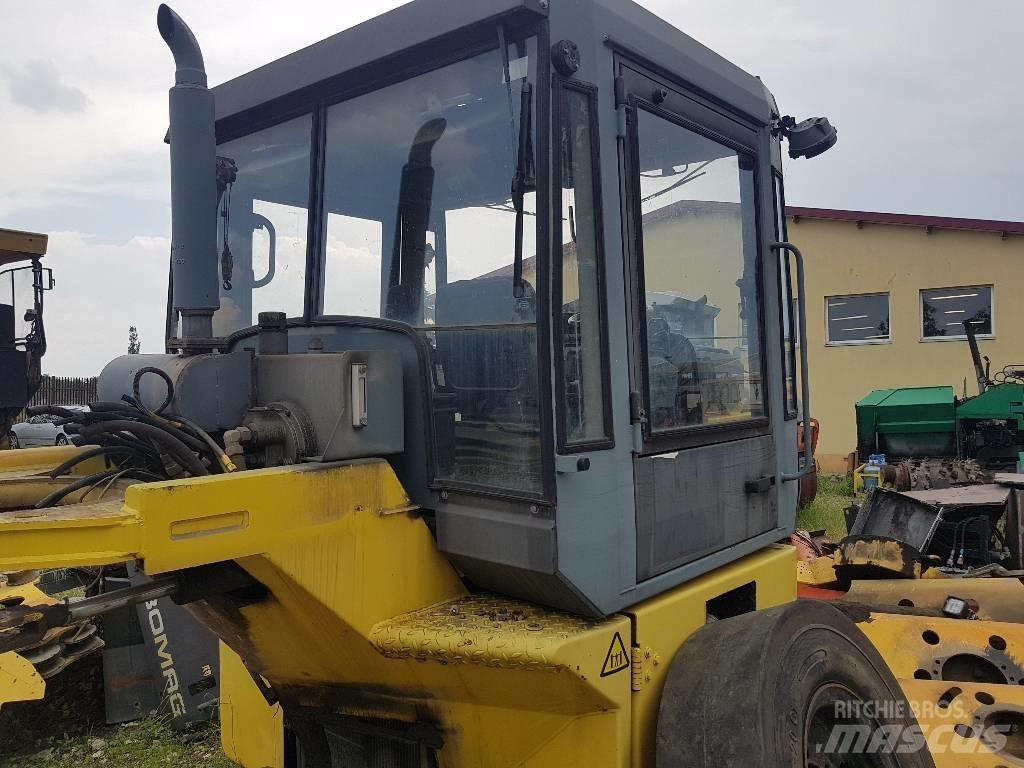 Bomag BW 184 AD Cabins and interior