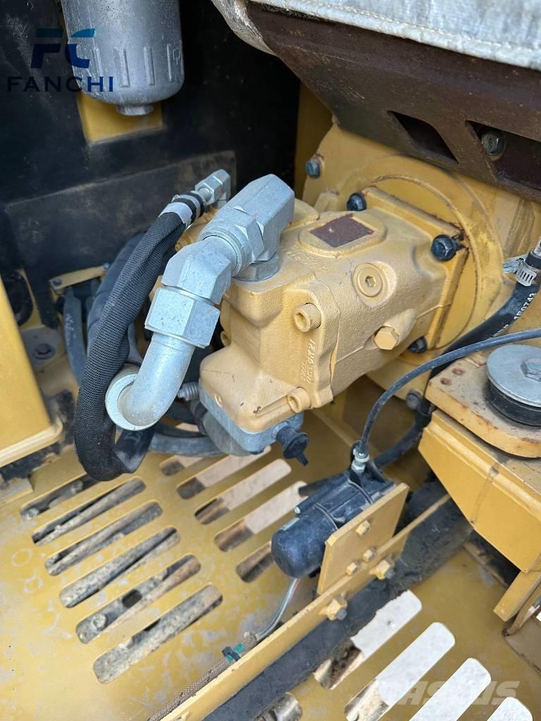 CAT 305.5e2 Crawler excavators