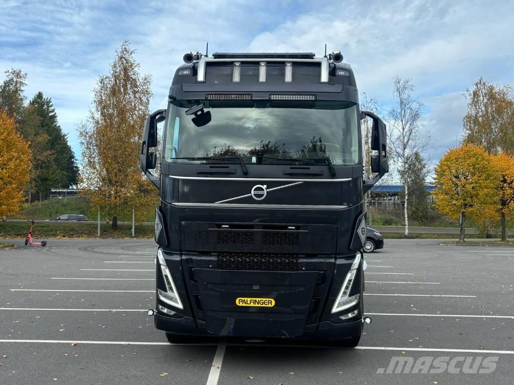 Volvo FH 540 Truck mounted cranes