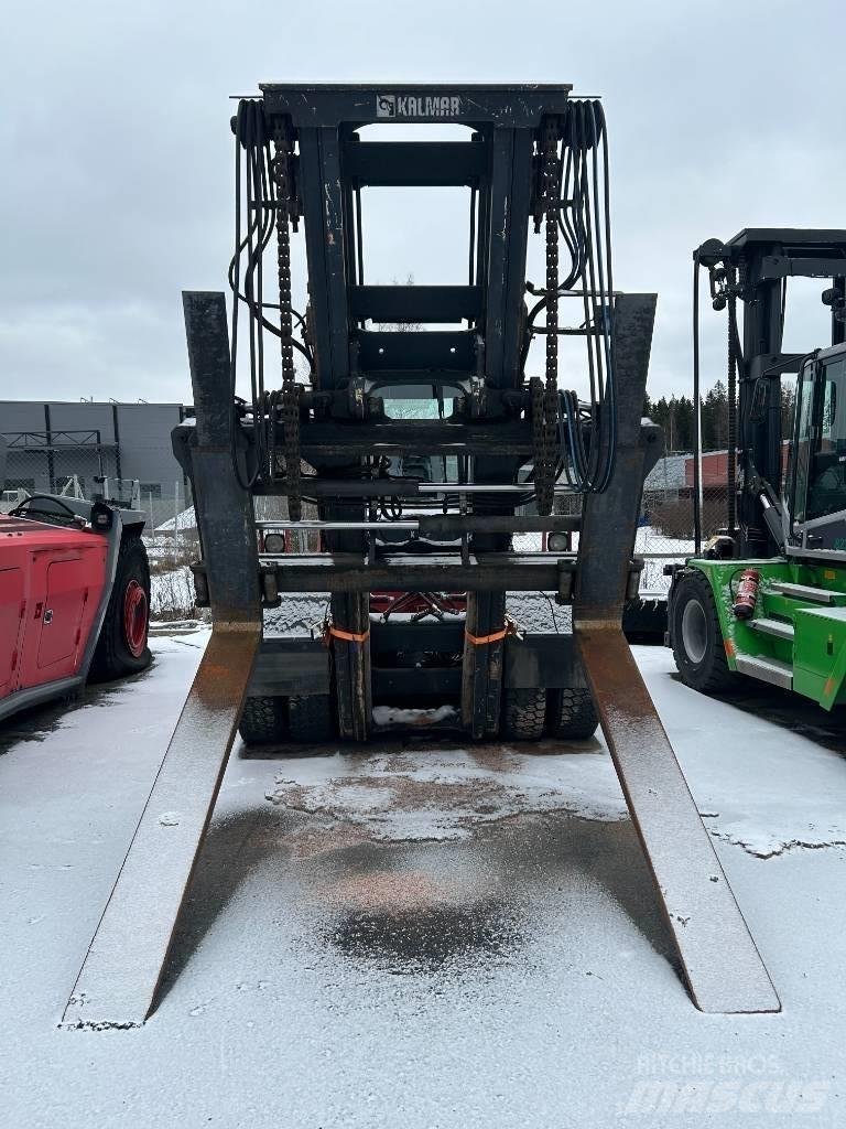 Kalmar DCG160-12 Diesel trucks