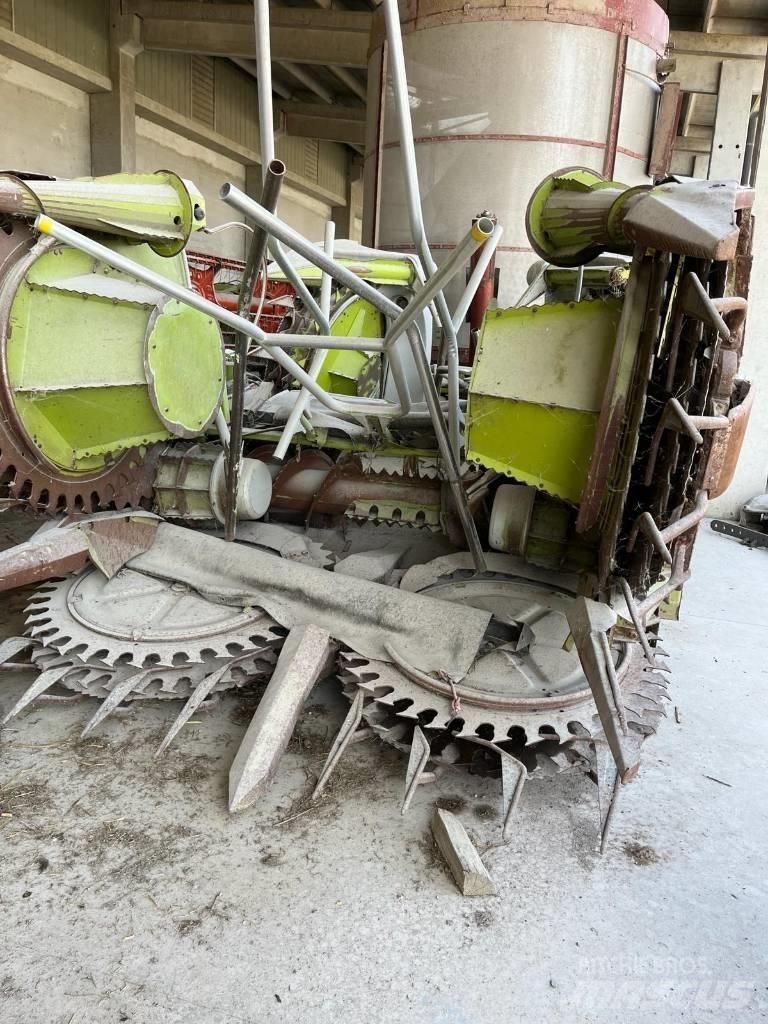 CLAAS RU 600 Forage harvesters