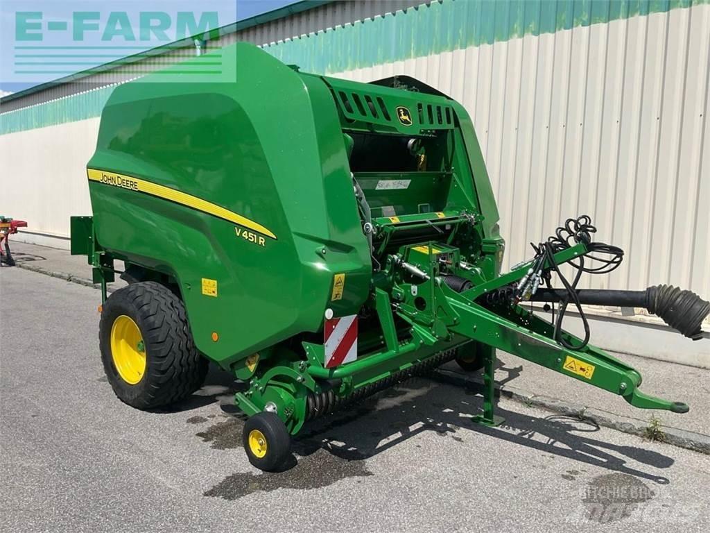 John Deere V451R Square balers